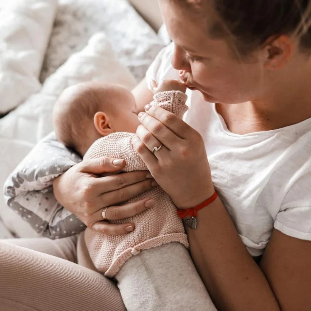 BabyNest™ Voedingskussen - LittleWonders