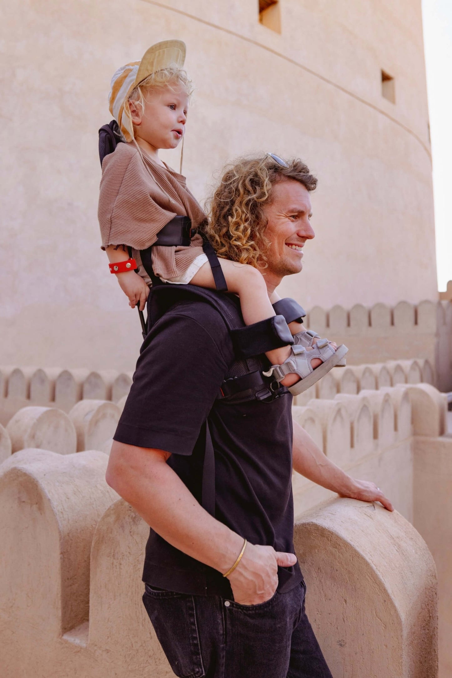 ShoulderNest™ - De Slimme Schouderdrager - LittleWonders