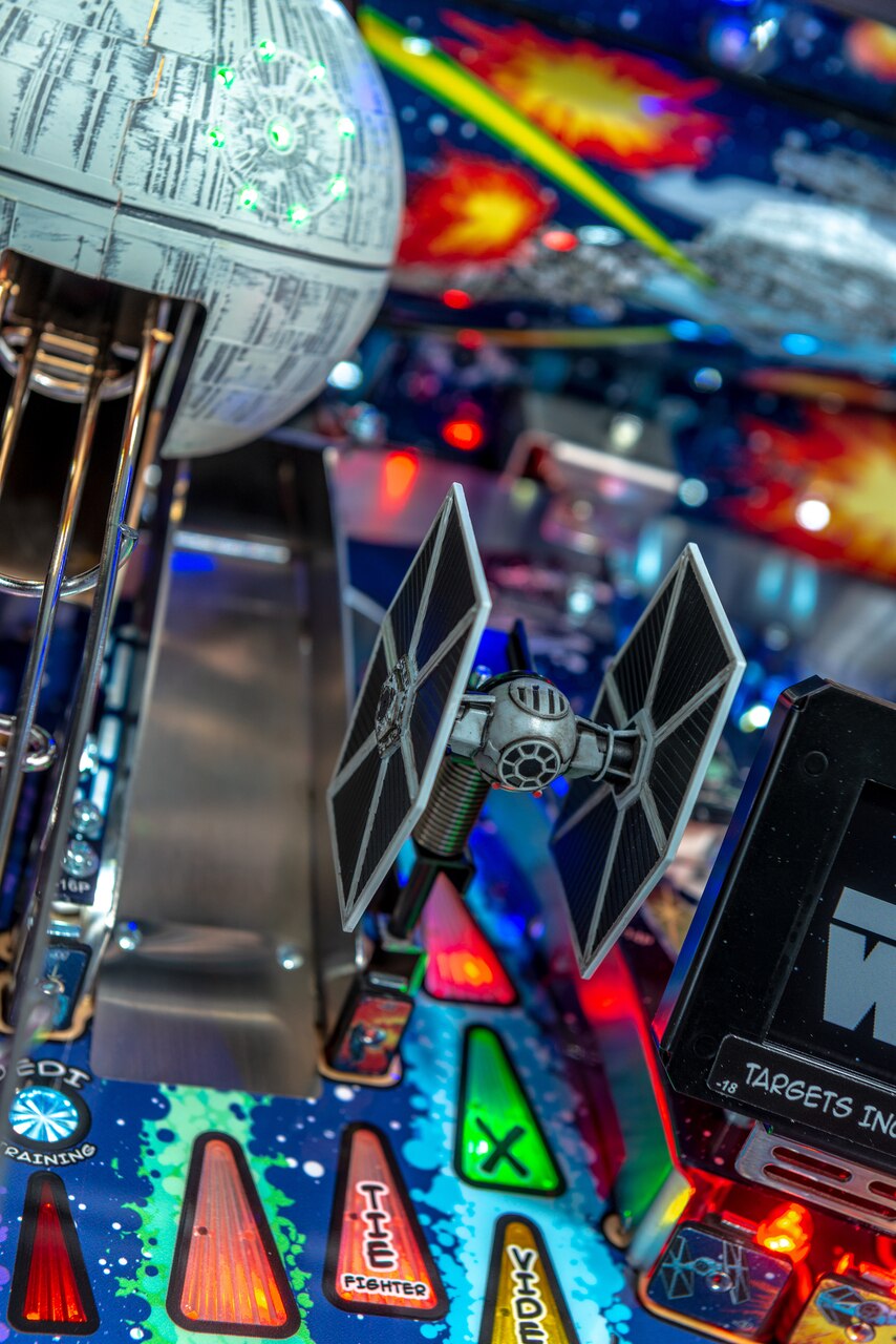 Star Wars Pinball Machine Premium Comic edition - LittleWonders