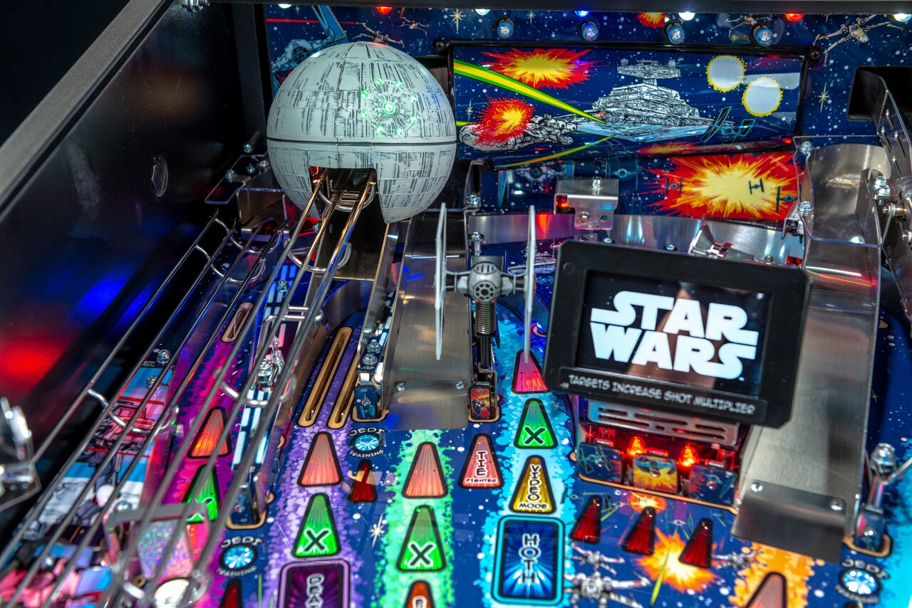 Star Wars Pinball Machine Premium Comic edition - LittleWonders